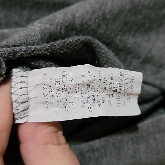 Deep V tunic - Picture 4 of 4